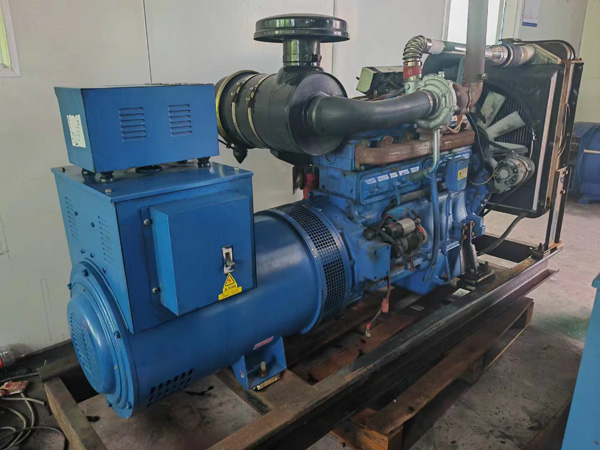 同德100kW柴油发电机组使用多级机油有哪些优缺点？